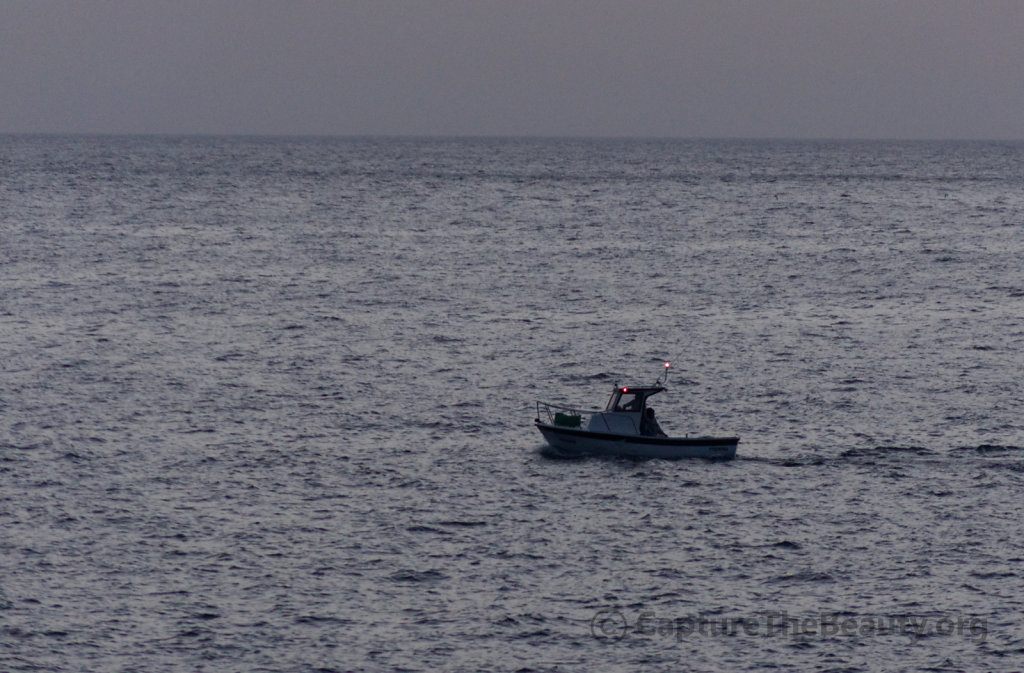 Lanzarote - Lonely boat